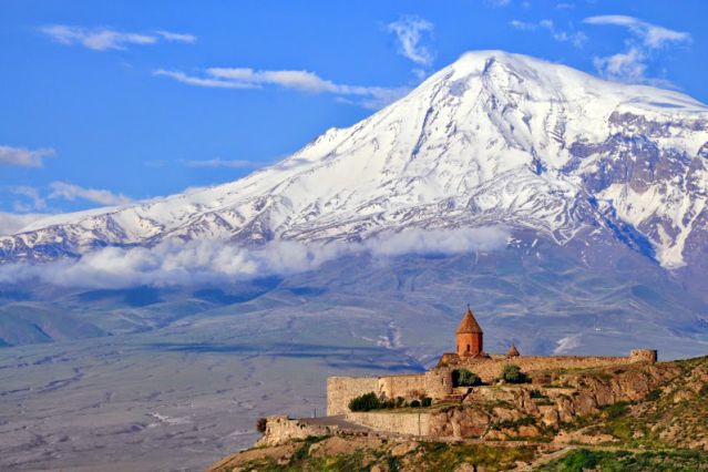Erevan - Khor Virap - Karahunj - Goris