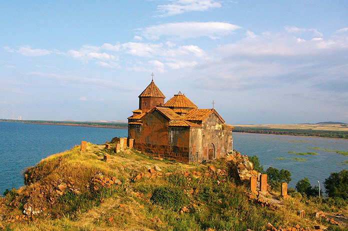Goris - Col de Selim – Noradouz - Lac Sevan - Dilidjan