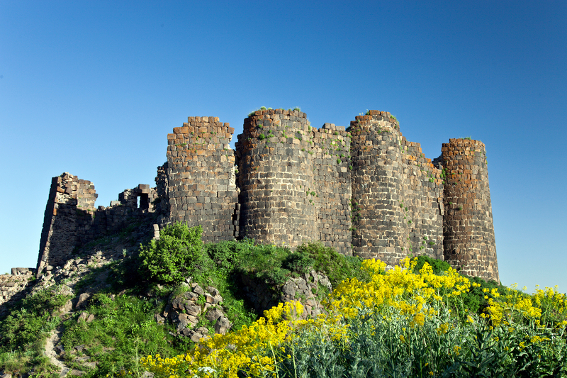 Erevan – Noravank – Spitakavor – Gladzor – Vernashen – Citadelle de Proshaberd – Hermon (longueur totale : 14 km)